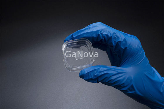 두께 350 ±25 µm 10 X 10.5 mm2 독립형 GaN 기판