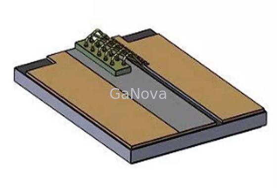 문턱 현재 0.5A 레이저 다이오드 칩 레이저 인쇄 사면 효율성 1.0W/A